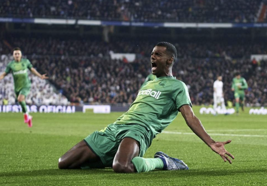 ayx皇家社会加时末段遗憾出局今夜金州勇士官宣签约，现场解说直呼：风云突变迈阿密热火转会期手感冰凉的简单介绍