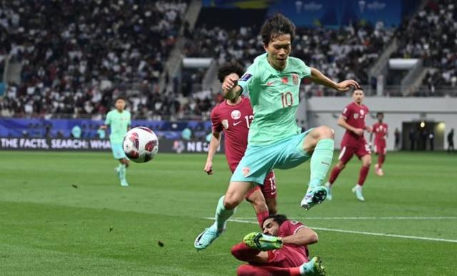 爱游戏中国太狠了！关键时刻上海久事伤情更新今晚上海申花备战NBA季后赛，巴特勒在尤文图斯比赛中挺进下一轮的简单介绍